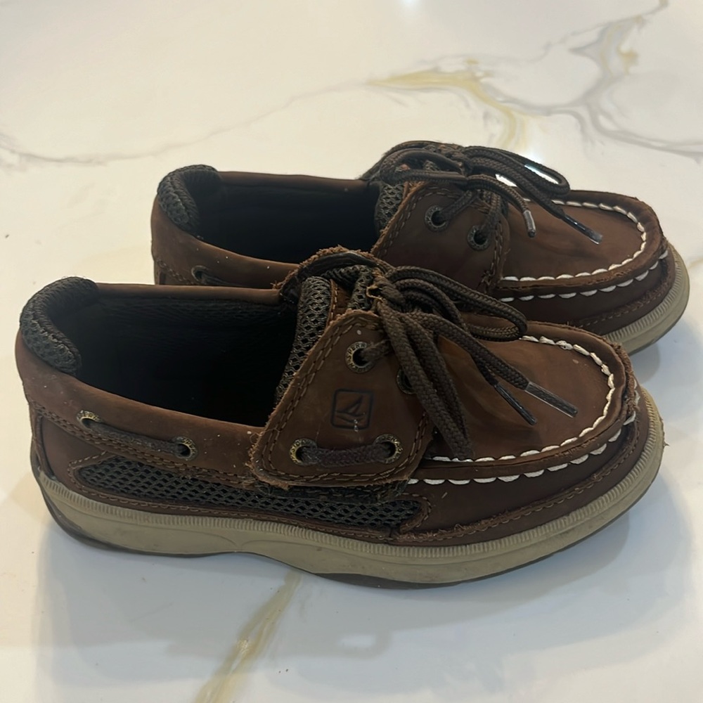 Sperry boat shoes